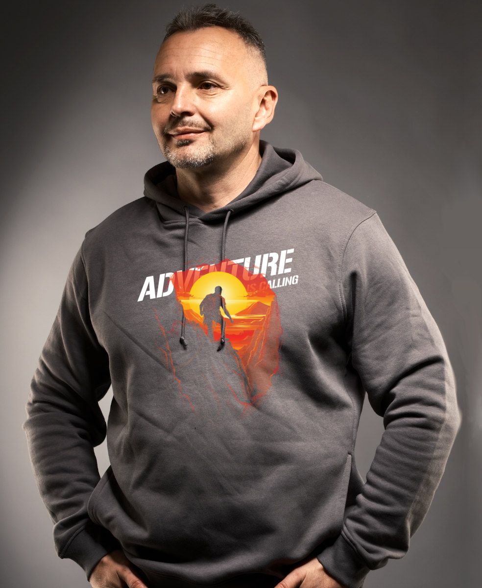 Adventure is calling, V1 Adventure is calling, V1