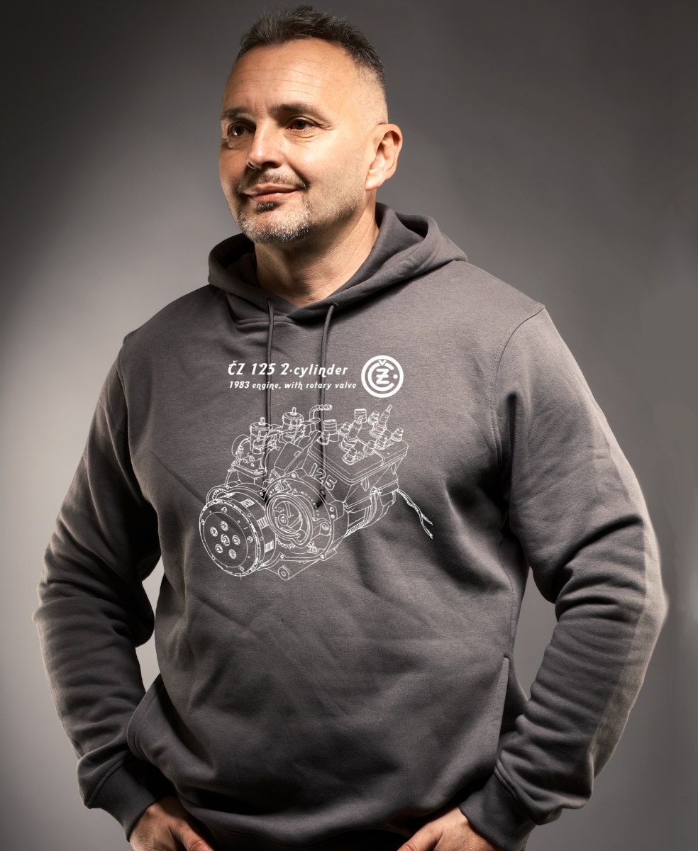 ČZ 125 2-cylinder 1983 engine, with rotary valve