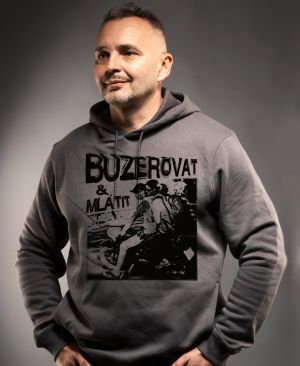 Buzerovat a mlátit - Pionýr a policejní honička :)