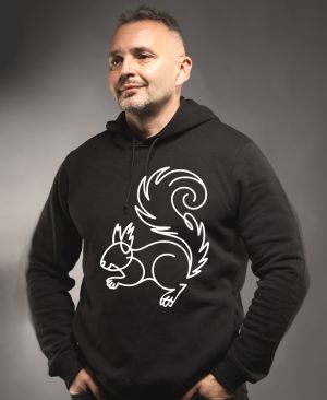 Divoká linie veverka, bílý potisk