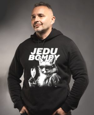 Jedu bomby, liška, bílý tisk