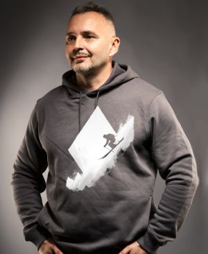 Jízda na hraně, bílý potisk