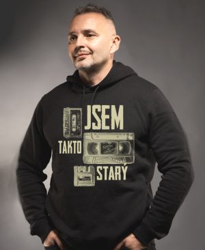 Jsem takto starý, VHS, diskety a kazety, V2