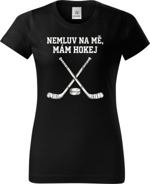 Nemluv na mě, mám hokej