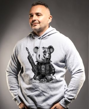 Plyšový terminátor, černý tisk