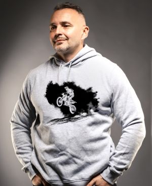 Prach a rychlost, V2, černý tisk