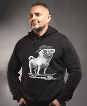 Psí jízda, mops, bílý potisk