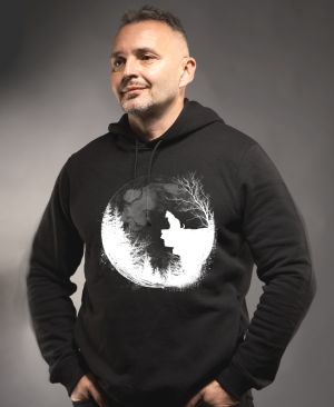 Půlnoční hlídka, kočka, bílý potisk