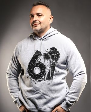 Six Seven, Sweets, černý tisk