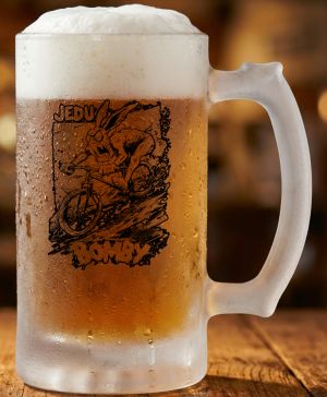 Sjezdař, jedu bomby, V2, černý tisk