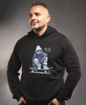Skate bear