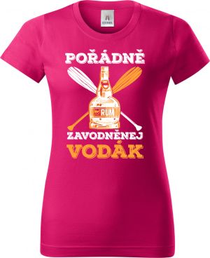 Pořádně zavodněný vodák. Bílý a oranžový tisk