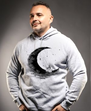 Vesmírný úlovek, černý potisk