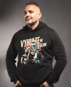 Vyhulte mi všichni...
