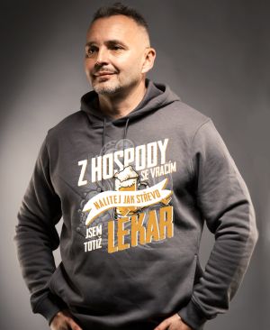 Z hospody se vracím NALITEJ JAKO STŘEVO - Lékař